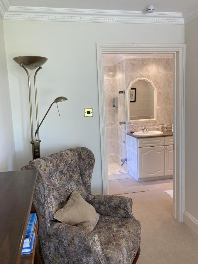 Exclusive 2 Bedroom Apartment With Summer House And Hot Tub 达文特里 外观 照片