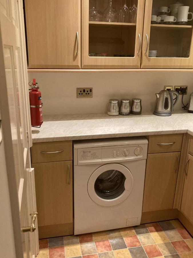 Exclusive 2 Bedroom Apartment With Summer House And Hot Tub 达文特里 外观 照片